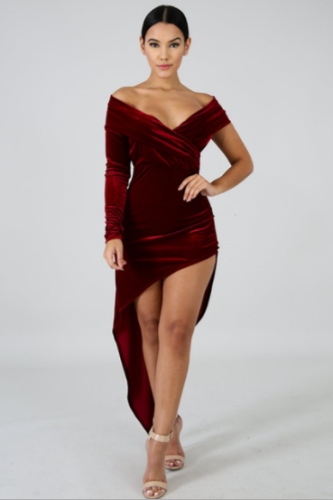 Velvet sexy nightclub dress with shoulders wrapped around the chest LA-3053