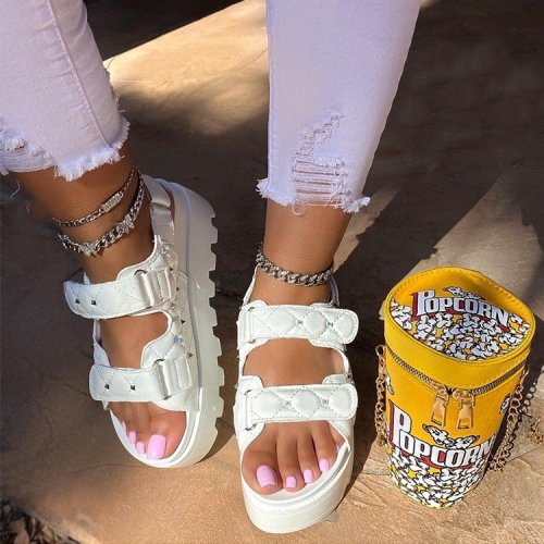 Large size sandals women's fashion chain thick soled sandals