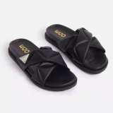 Wear solid sandals with cross exposure Plus size shoes