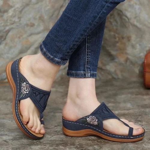 2021 Autumn New Sexy Female Flower Embroidered ring comfortable casual wedge sandals