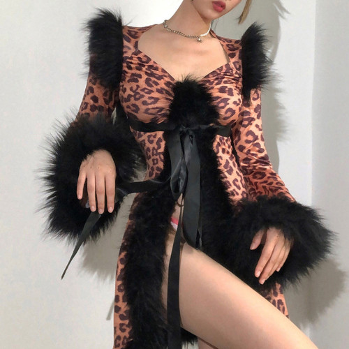 2021 fall/winter fashion flared sleeve sexy V-neck low-cut print leopard print dress