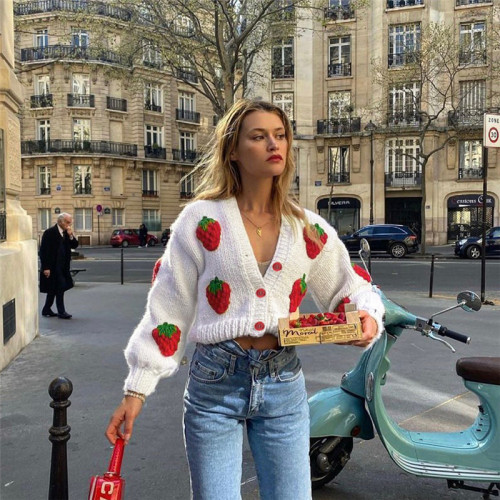2021 autumn winter new women's fashion design single breasted V-neck knitted cardigan strawberry long sleeve sweater