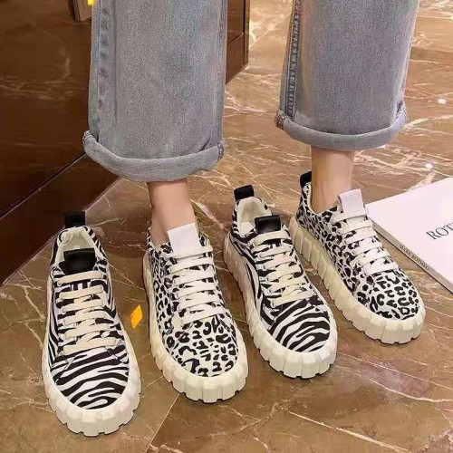 2021 autumn and winter plus size women's shoes 36-43 round toe casual street flat shoes