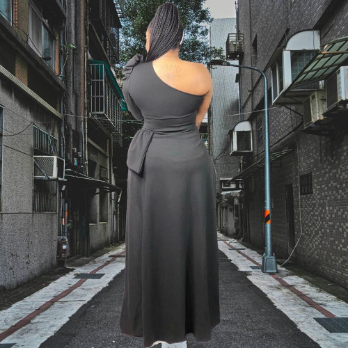 Plus size women's 2021 fall/winter fashion casual one-shoulder long-sleeved long top