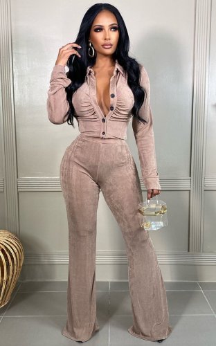 Long-sleeved button top + flared pants suit
