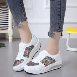Lace-up shallow wedges shiny leather sneakers