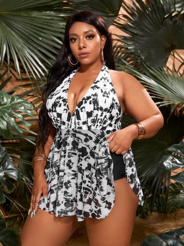 The new female one-piece floral print sexy swimsuit large size fashion swimsuit