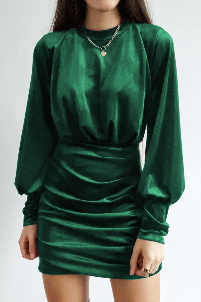 US$ 17.62 - Green Mock Neck Long Sleeve Ruched Velvet Mini Dress with  Hollow-out Back - m.unishe.com