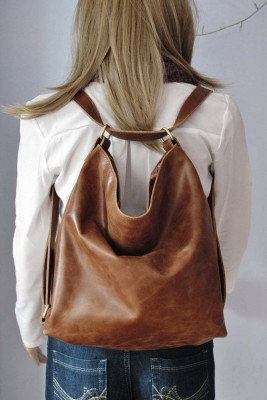 Oil Wax Leather Large Capacity Crossbody Bag Soft Backpack Unishe Wholesale MOQ 3PCS