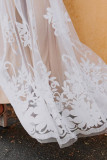 White Lace Contrast Backless Spaghetti Straps Maxi Dress