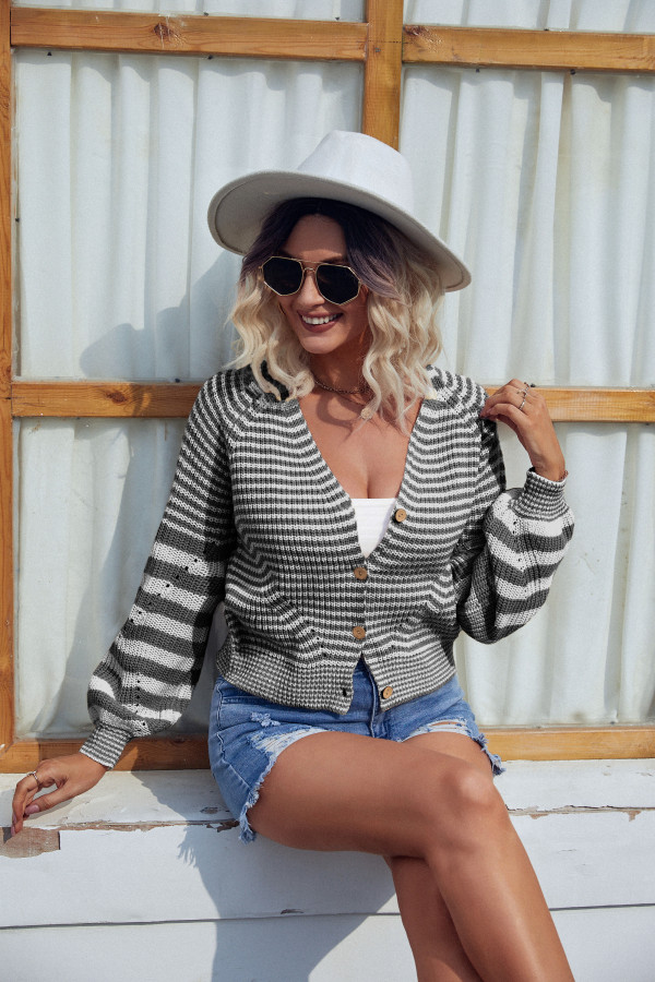 Stripe in Stripe Open Button Short Sweater Cardigans