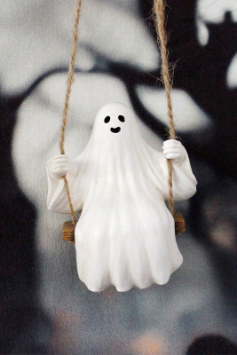 Halloween Ghost Swing Craft 