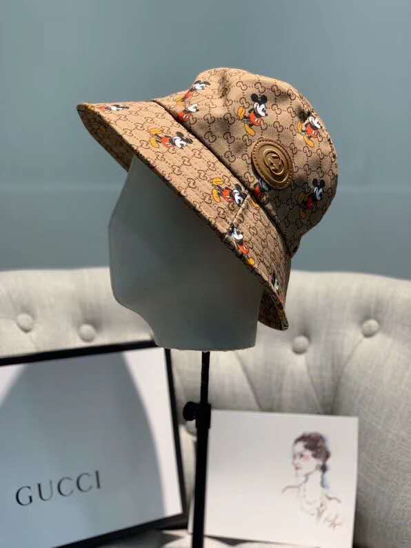 gucci disney bucket hat