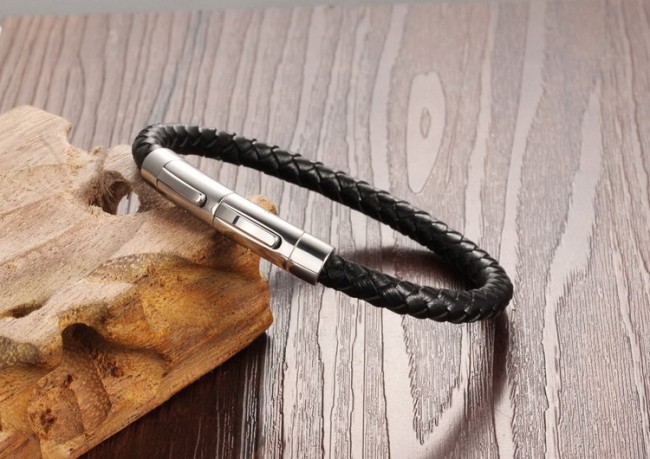 Wholesale Stainless Steel Simple Leather Bracelet