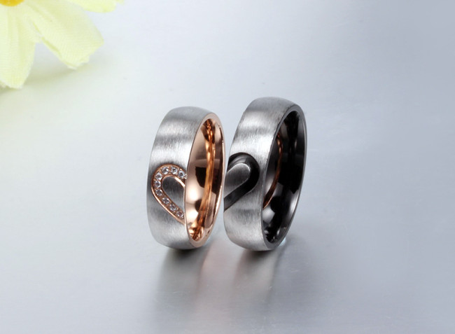 Wholesale Stainless Steel Brushed Center Heart Match Wedding Ring