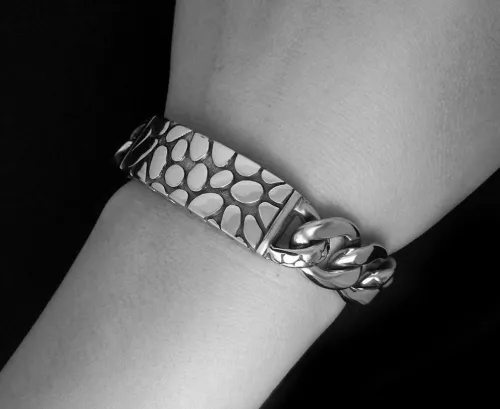 Wholesale Stainless Steel Cobblestone Biker Bracelet