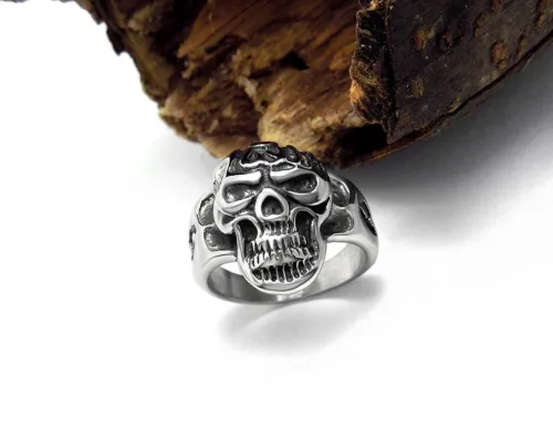 Wholesale Stainless Steel Female Skull Rings