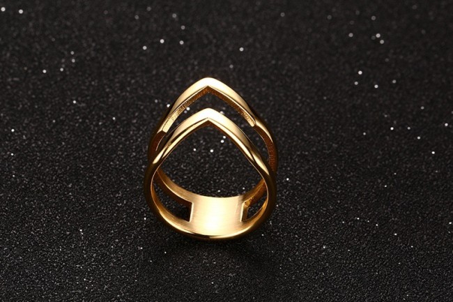 Wholesale Stainless Steel Fashion Gold V Middle Rings