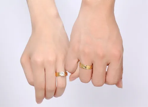 Wholesale Stainless Steel Gold IP Matching Wedding Bands