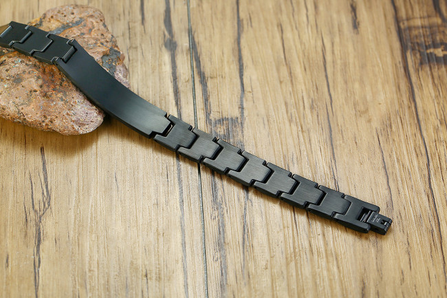 Wholesale Men's Stainless Steel Ip Black Brushed Chain Id Bracelet