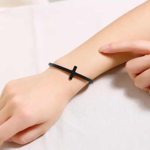 Wholesale Stainless Steel Bangle with Cross Charm