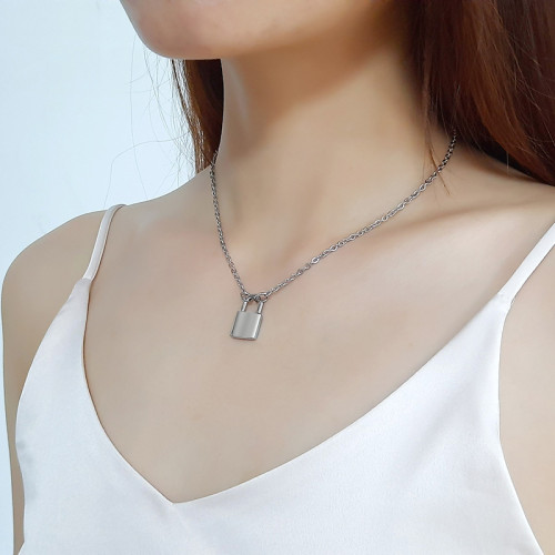 Wholesale Stainless Steel Silver/Gold Lock Pendant Choker Necklace