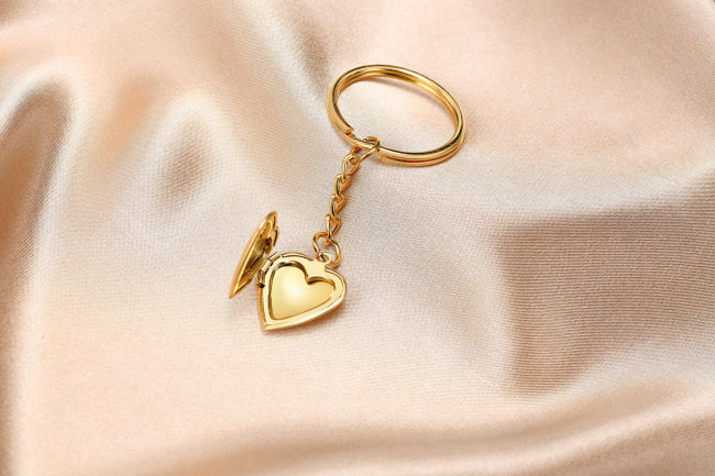 Wholesale Stainless Steel Gold Heart Locket Keychain