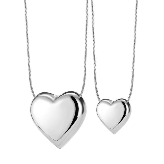 Wholesale Stainless Steel Snake Chain and Heart Necklace