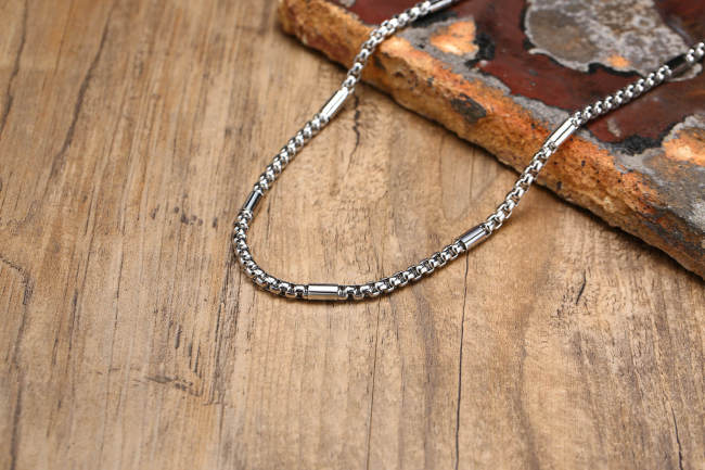 Wholesale Stainless New Style Rounded Box Chain Necklace
