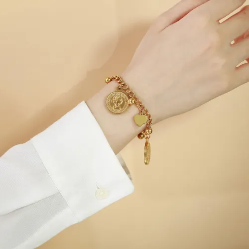 Wholesale Stainless Steel Elegant Elizabeth & Heart Bracelet