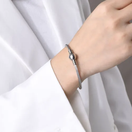 Wholesale Stainless Steel Staggered Wire Bangle