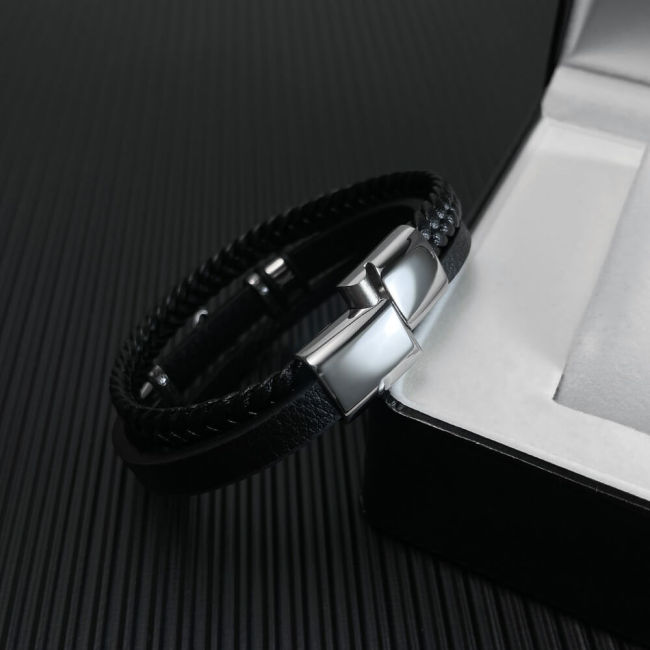 Wholesale Stainless Steel Crossed Sword Leather Bracelet