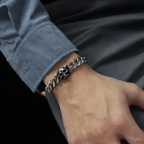 Wholesale Stainless Steel Cuban Chain Bracelet with Skull