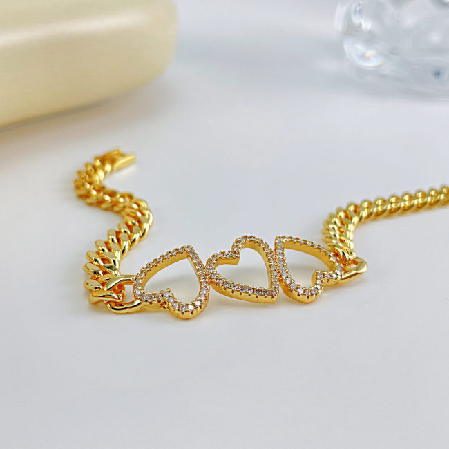 Wholesale Brass Women Heart Cuban Link Bracelet
