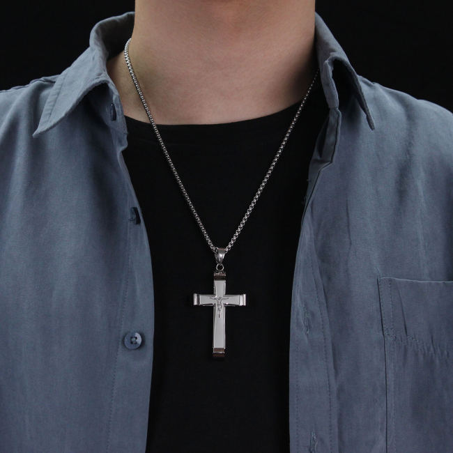 Wholesale Stainless Steel Cross Pendant with Crucifixion Pattern
