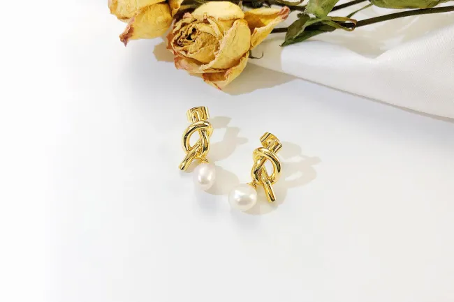 Wholesale Copper & Pearl Infinite Love Stud Earrings
