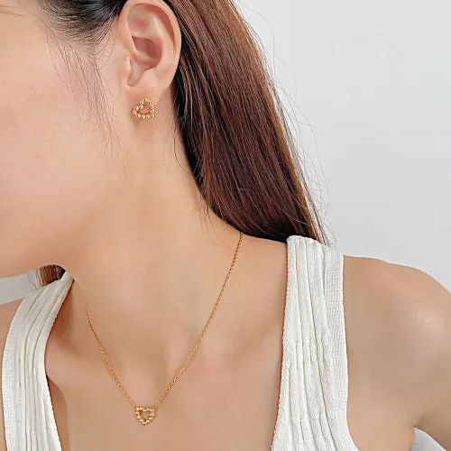 Wholesale Stainless Steel Gold Hollow Heart Pendant Necklace