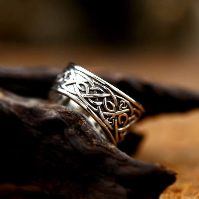 Wholesale Stainless Steel Nine Tailed Fox Ring