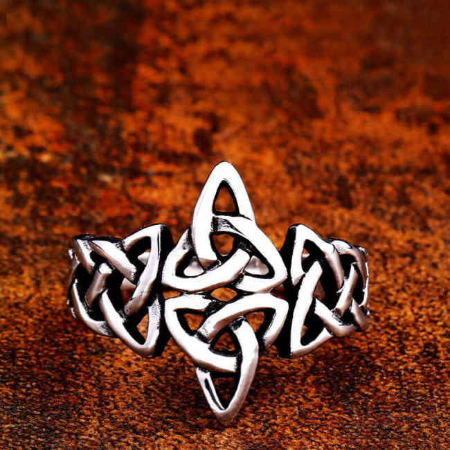 Wholesale Stainless Steel Triquetra and Celtic Knot Ring