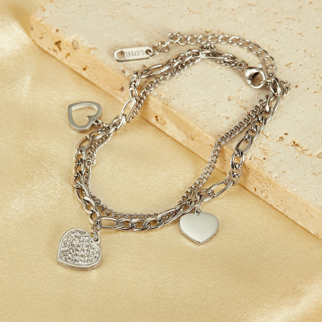 Wholesale Stainless Steel Figaro Chain Bracelet with Three Hearts
