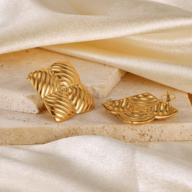 Wholesale Stainless Steel Striped Women's Earrings