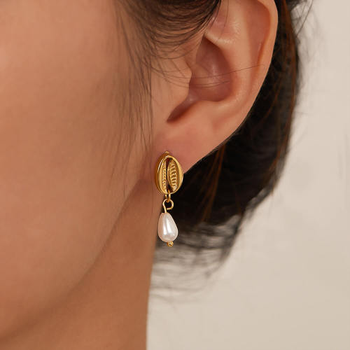 Wholesale Stainless Steel Shell Pearl Earrings