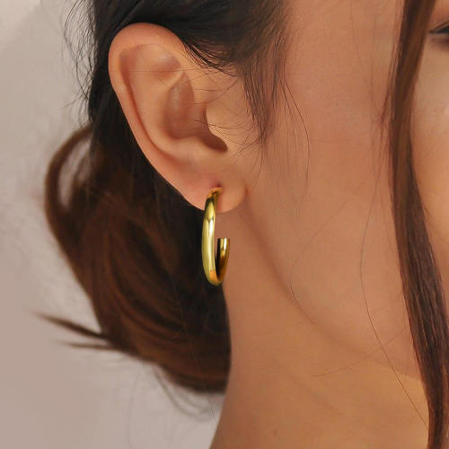 Wholesale Stainless Steel High Polished C Earrings