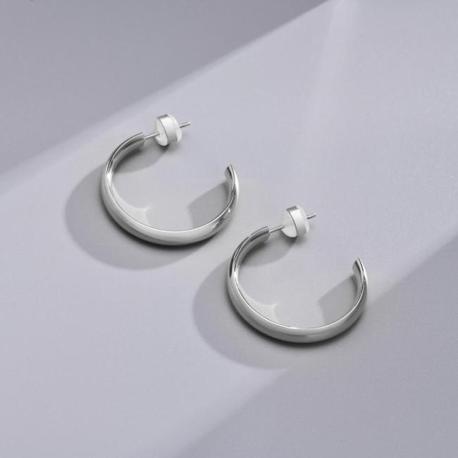 Wholesale Stainless Steel High Polished C Earrings