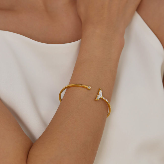 Wholesale Stainless Steel Whale Tail Bangle Bracelet