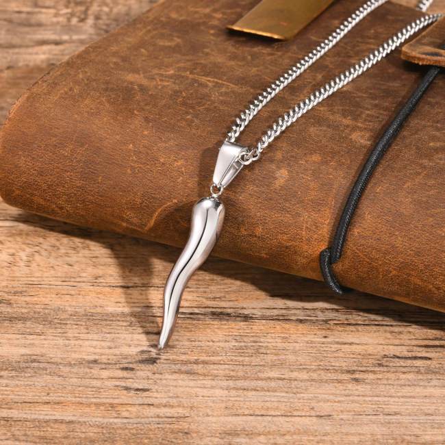 Wholesale Stainless Steel Italian Horn Necklace