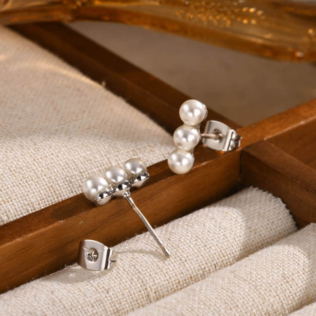 Wholesale Copper Imitation Pearl Earrings