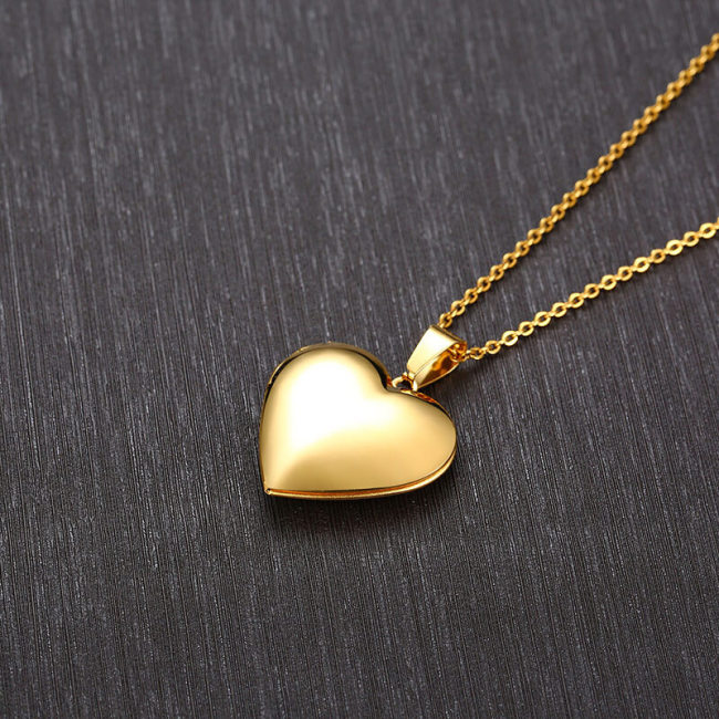 Wholesale Stainless Steel Engravable Heart Photo Locket Necklace
