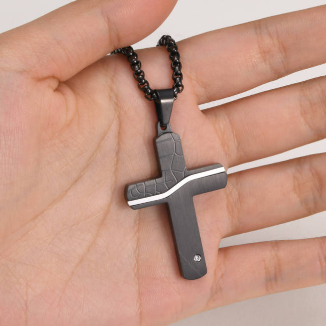 Wholesale Stainless Steel Fashion Cross Pendant