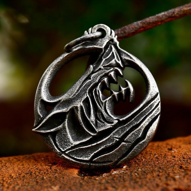 Wholesale Stainless Steel Vintage Wolf Head Pendant